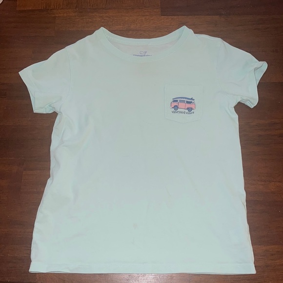 Vineyard Vines Other - Vineyard Vines girls VW Bus short sleeve t-shirt. Medium 10-12.